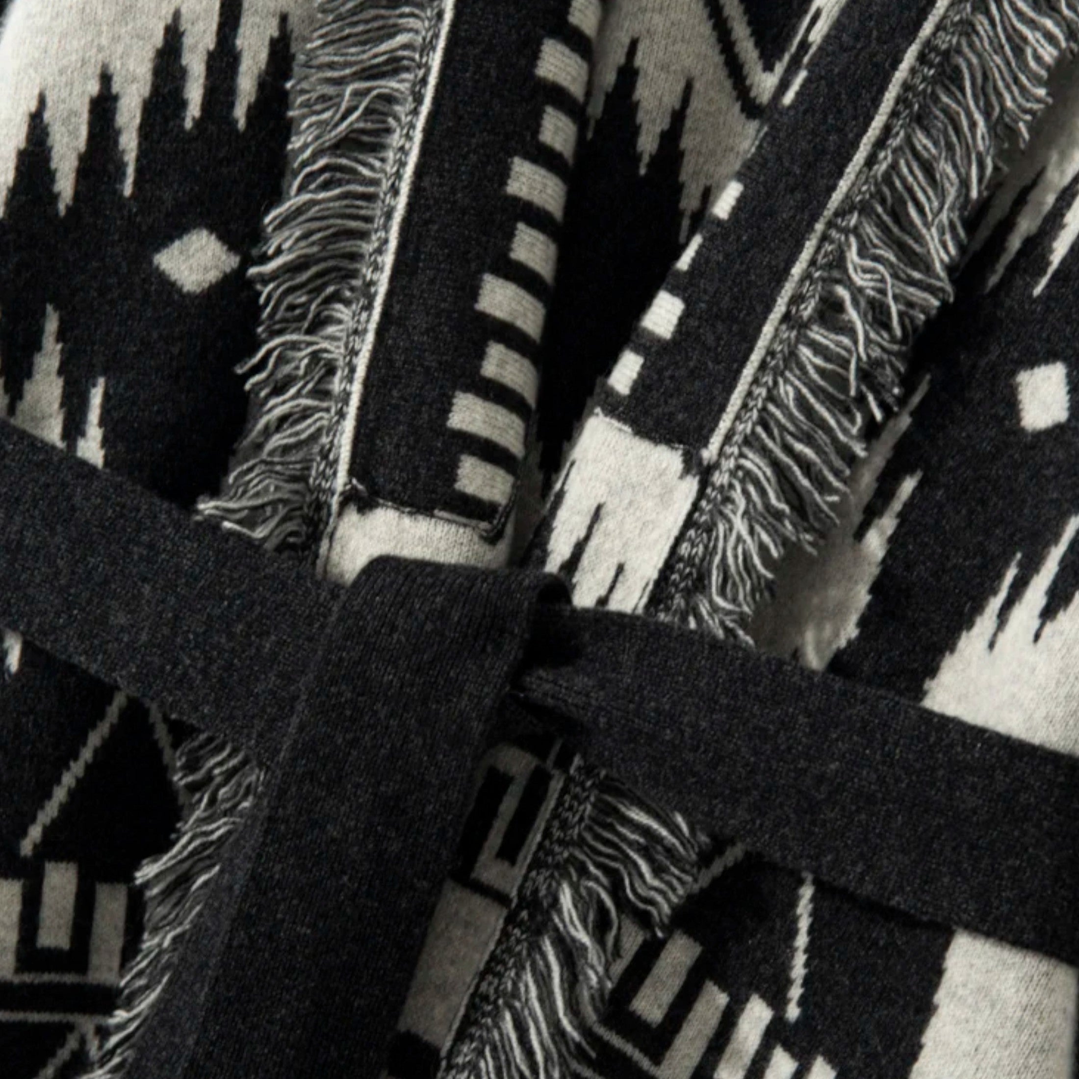 Cardigan de mujer 100% cashmere con flecos